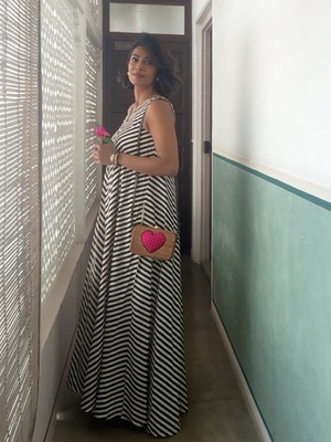 The Box Of Love (Teak-Pink) Rachana Reddy