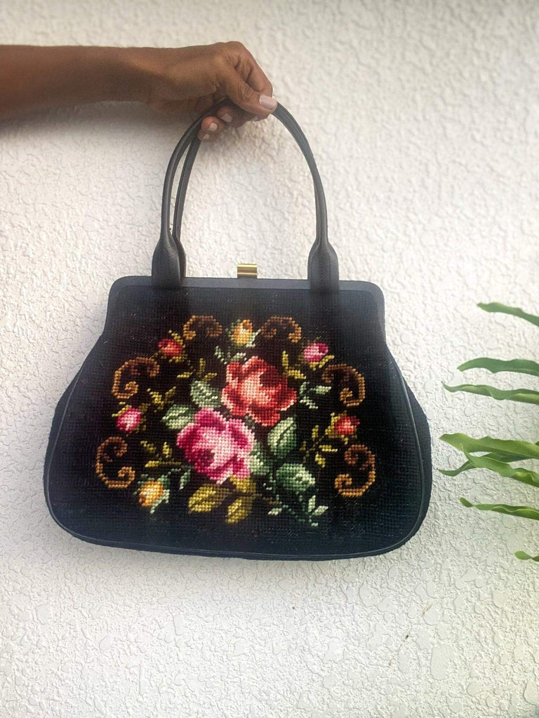 FLORAL PETIT POINT VINTAGE BAG FROM 1950 S
